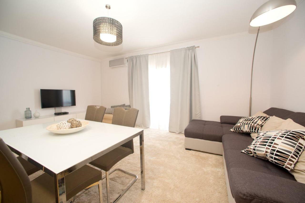 Beach 2Min Walk Apartment Portimao Bagian luar foto